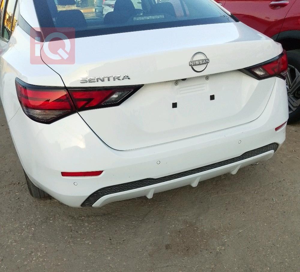 نيسان سنترا